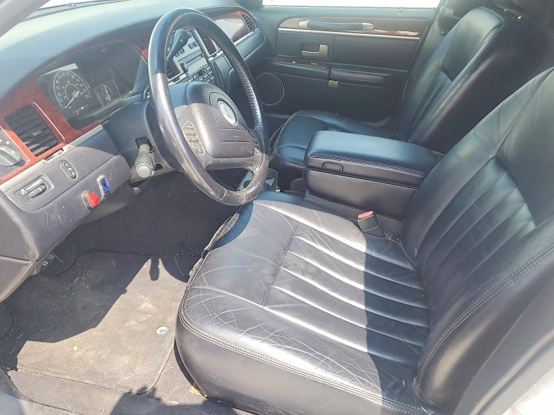 Aukcja sprzedaży 2003 Lincoln Town Car, vin: 1L1FM81WX3Y646942, numer aukcji: 53920336