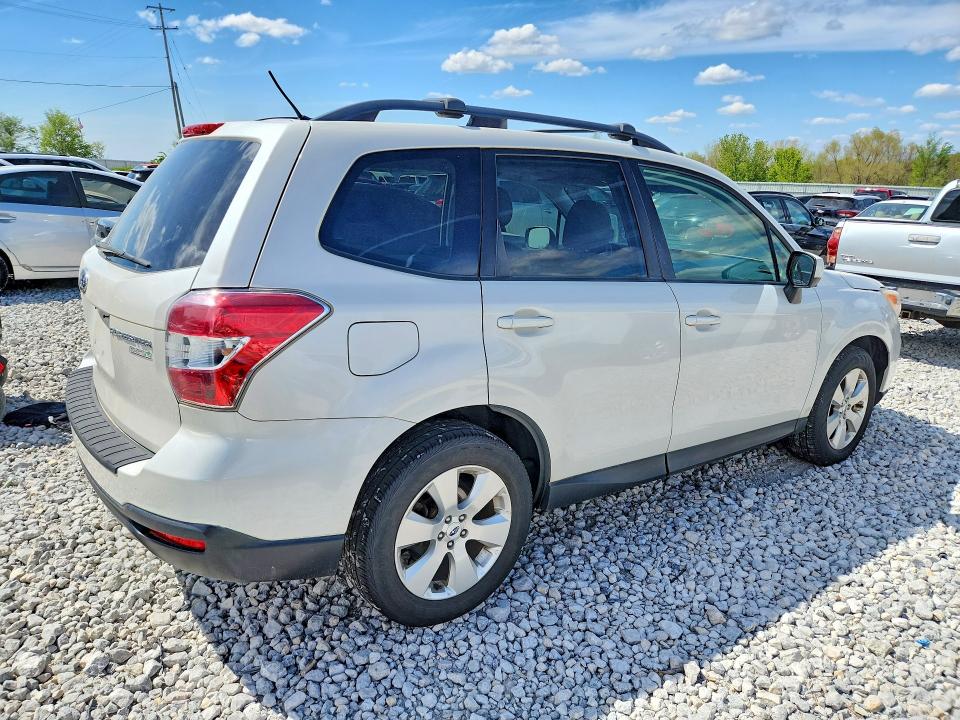 2015 Subaru Forester მანქანა იყიდება აუქციონზე, vin: JF2SJADC5FH406125, აუქციონის ნომერი: 52456776