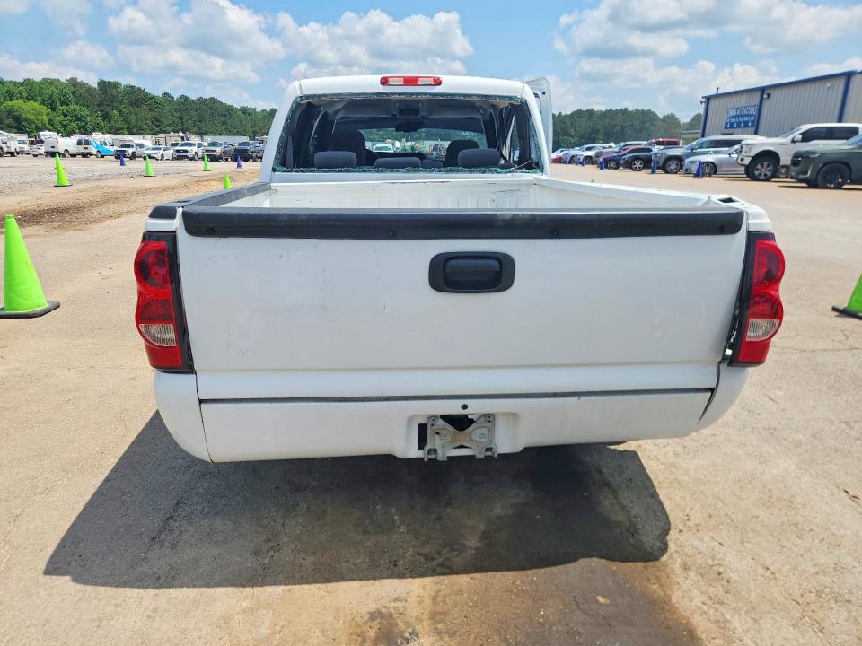 2004 Chevrolet Silverado მანქანა იყიდება აუქციონზე, vin: 2GCEC13T041399575, აუქციონის ნომერი: 54194436