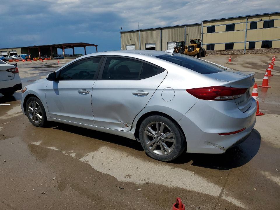 2018 Hyundai Elantra მანქანა იყიდება აუქციონზე, vin: KMHD84LF4JU586161, აუქციონის ნომერი: 54140536