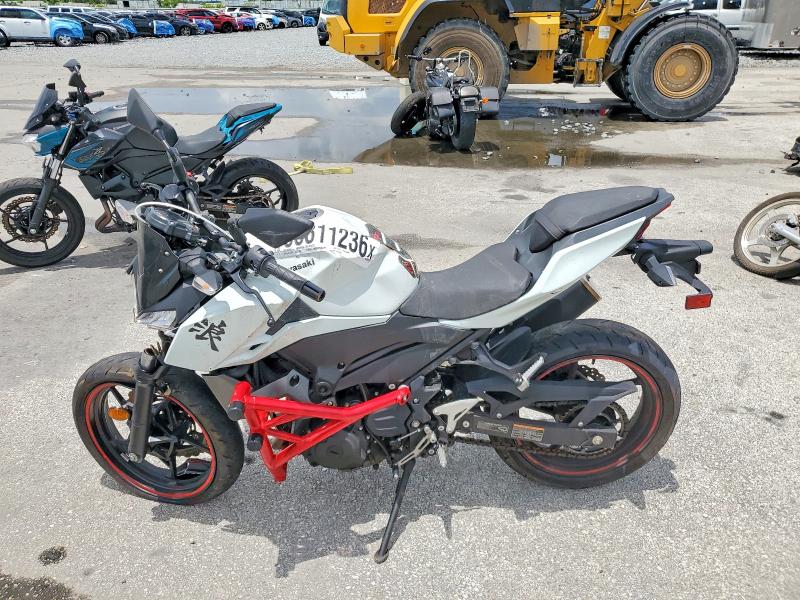 2023 Kawasaki Er400 მანქანა იყიდება აუქციონზე, vin: JKAERKD16PDAR3990, აუქციონის ნომერი: 55311236