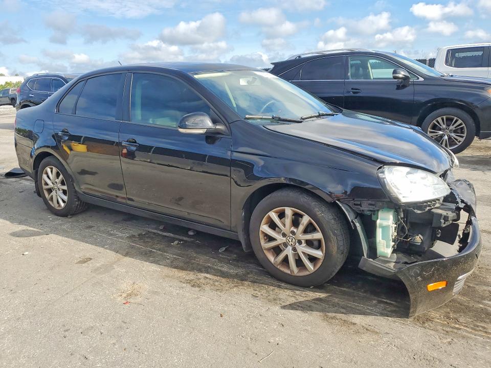 55186886 :رقم المزاد ، 3VWRZ7AJ9AM160919 vin ، 2010 Volkswagen Jetta مزاد بيع