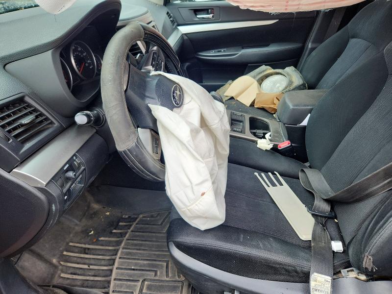 2014 Subaru Outback მანქანა იყიდება აუქციონზე, vin: 4S4BRBCC2E3236621, აუქციონის ნომერი: 55199386