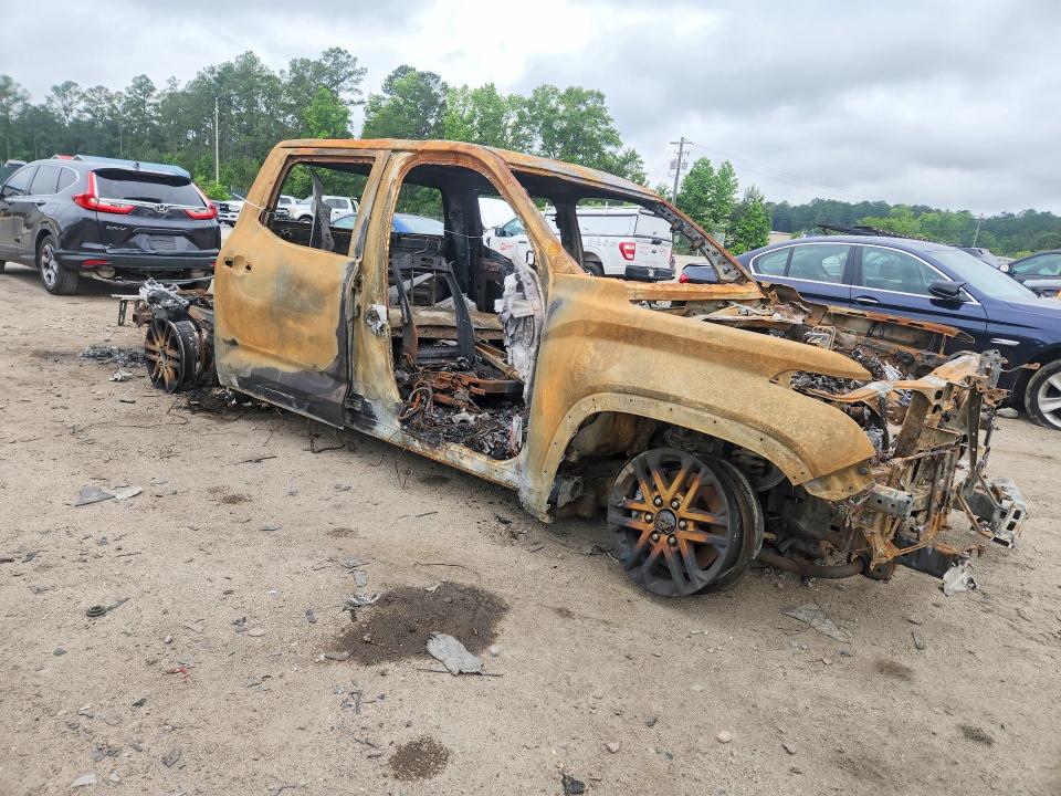 Продажа на аукционе авто 2026 Toyota Tundra, vin: 5TFLA5AB5TX051125, номер лота: 52068056