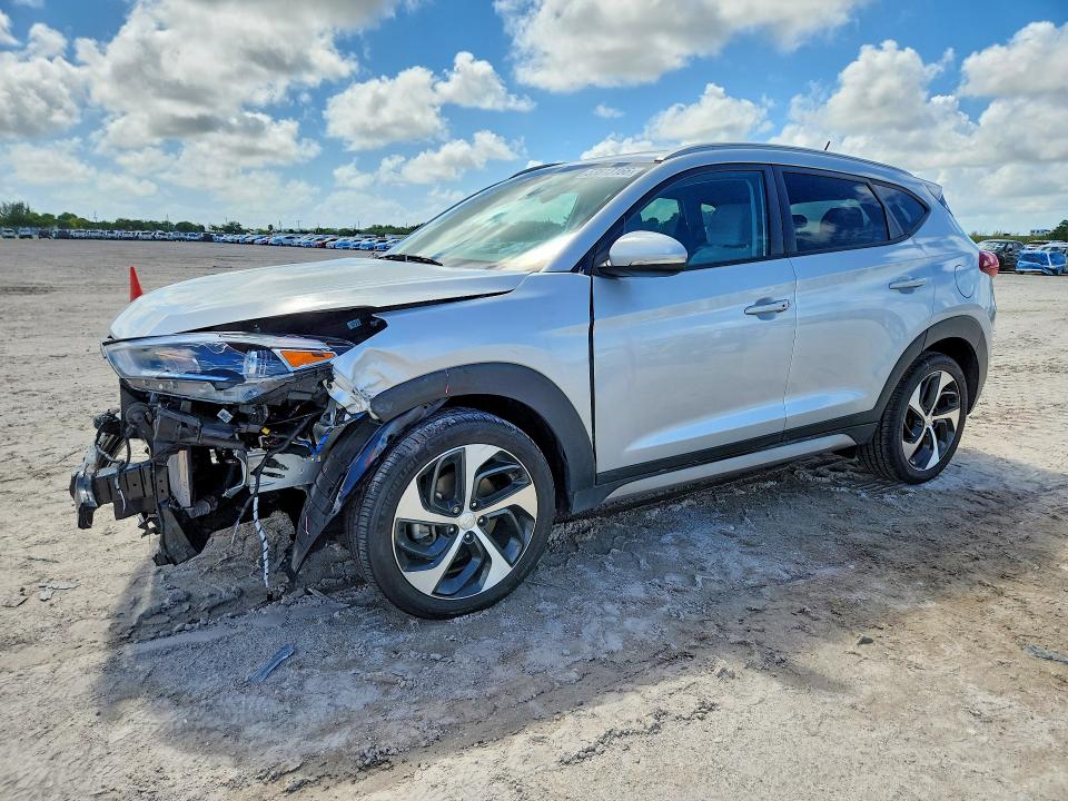 2017 Hyundai Tucson მანქანა იყიდება აუქციონზე, vin: KM8J3CA29HU301797, აუქციონის ნომერი: 53813166