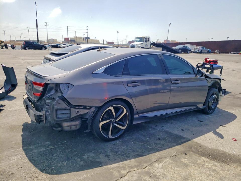 53749106 :رقم المزاد ، 1HGCV1F33LA002444 vin ، 2020 Honda Accord مزاد بيع