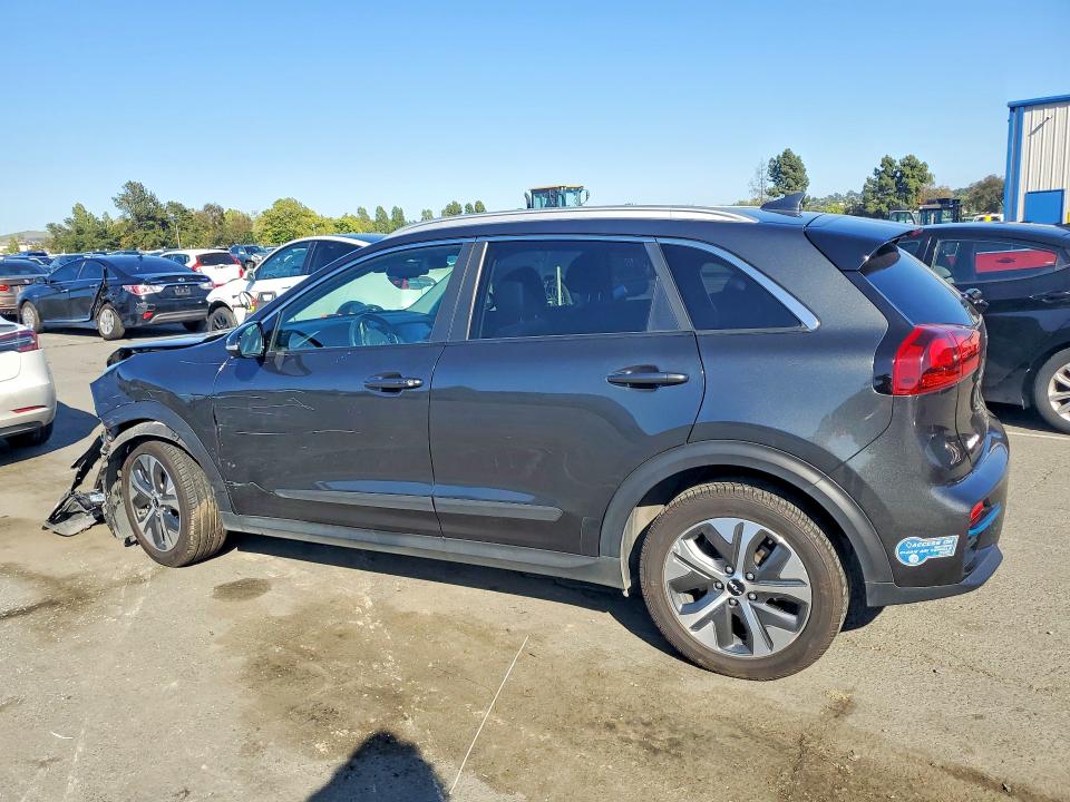 Продажа на аукционе авто 2022 Kia Niro Ev, vin: KNDCC3LG7N5116935, номер лота: 52039146