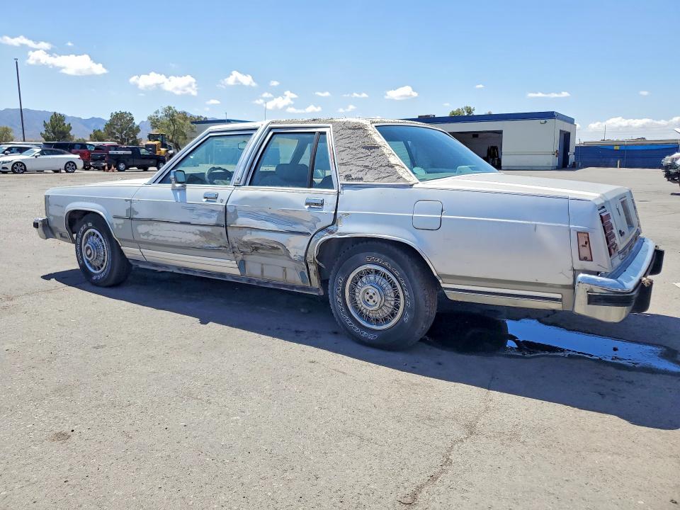 48498376 :رقم المزاد ، 2FABP74F5HX145498 vin ، 1987 Ford Crown Victoria مزاد بيع