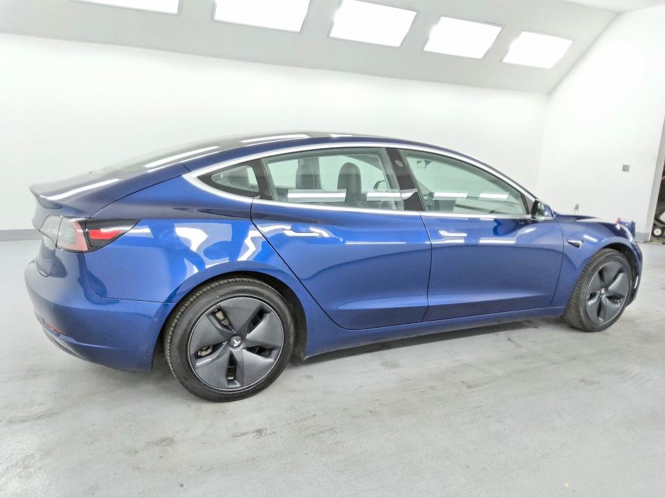 Продаж на аукціоні авто 2018 Tesla Model 3, vin: 5YJ3E1EA3JF077986, номер лоту: 51650746