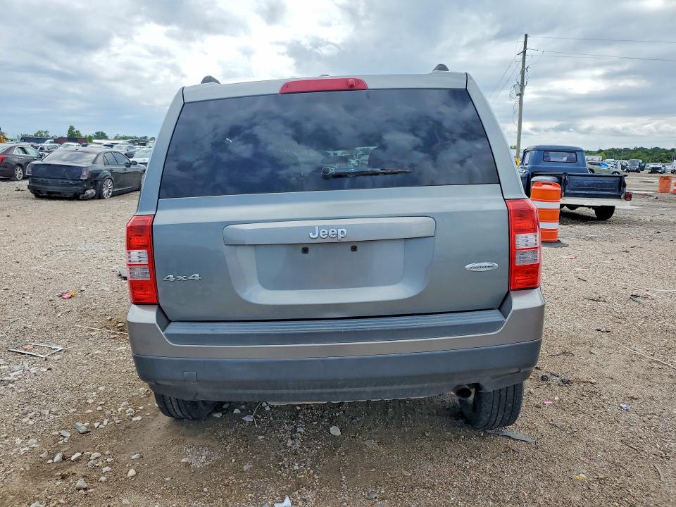 53197306 :رقم المزاد ، 1C4NJRFB7CD570171 vin ، 2012 Jeep Patriot مزاد بيع