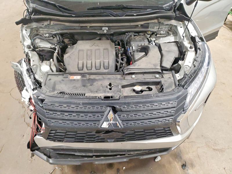 Продажа на аукционе авто 2024 Mitsubishi Eclipse Cross, vin: JA4ATVAA9RZ035638, номер лота: 52051836