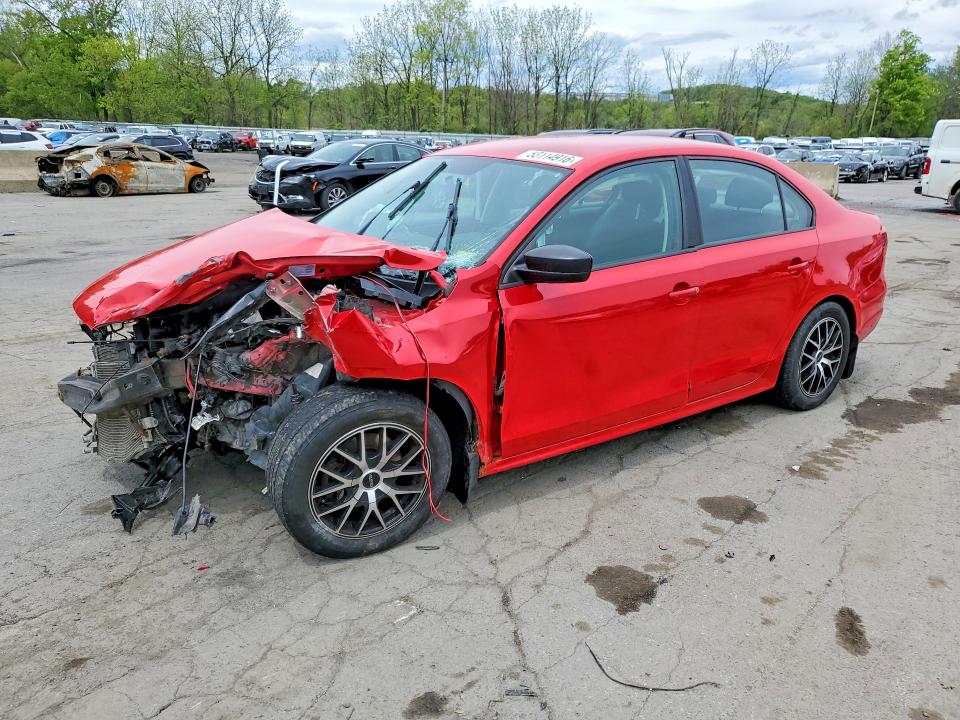 53114916 :رقم المزاد ، 3VW3A7AJ2FM318988 vin ، 2015 Volkswagen Jetta مزاد بيع