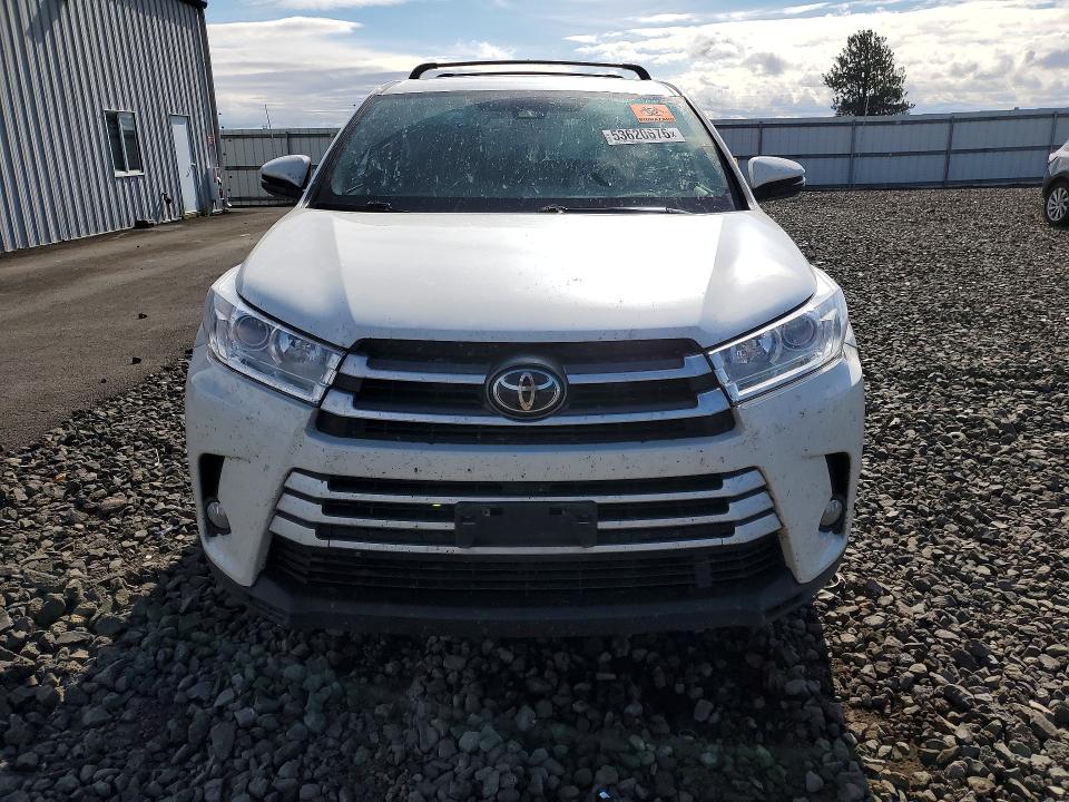 Продажа на аукционе авто 2017 Toyota Highlander, vin: 5TDBZRFH6HS440006, номер лота: 53620676