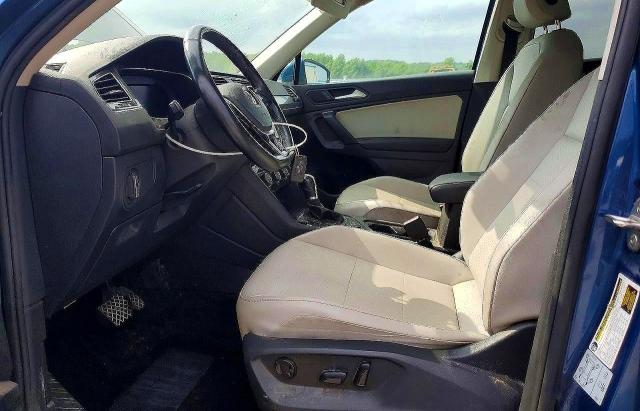 51335576 :رقم المزاد ، 3VV2B7AX4KM054085 vin ، 2019 Volkswagen Tiguan مزاد بيع
