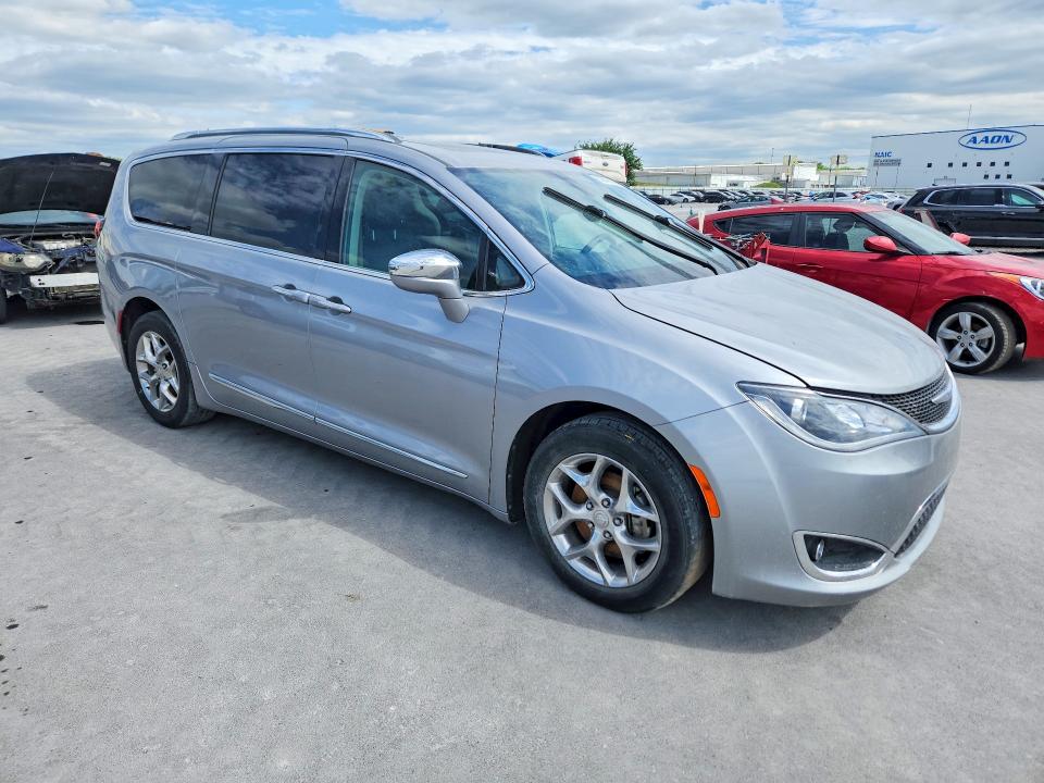 52843646 :رقم المزاد ، 2C4RC1GG9JR233115 vin ، 2018 Chrysler Pacifica مزاد بيع