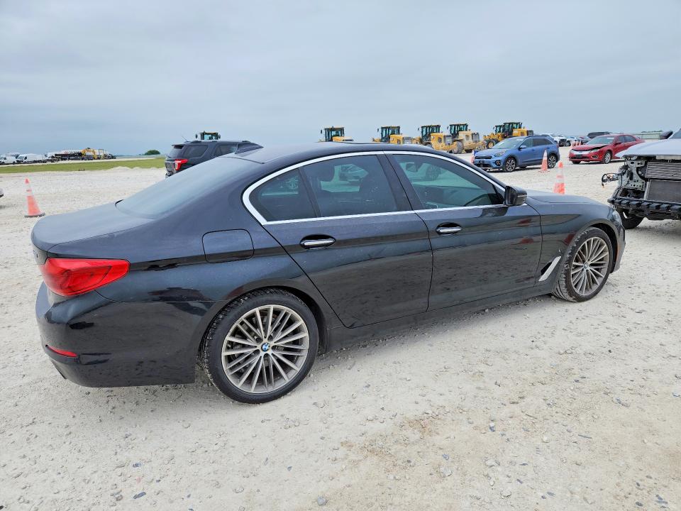 52402586 :رقم المزاد ، WBAJA5C50JG899812 vin ، 2018 Bmw 530 مزاد بيع