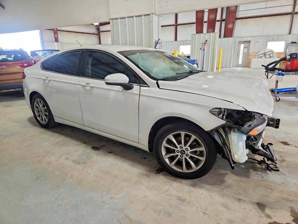 54352966 :رقم المزاد ، 3FA6P0H78HR186539 vin ، 2017 Ford Fusion مزاد بيع