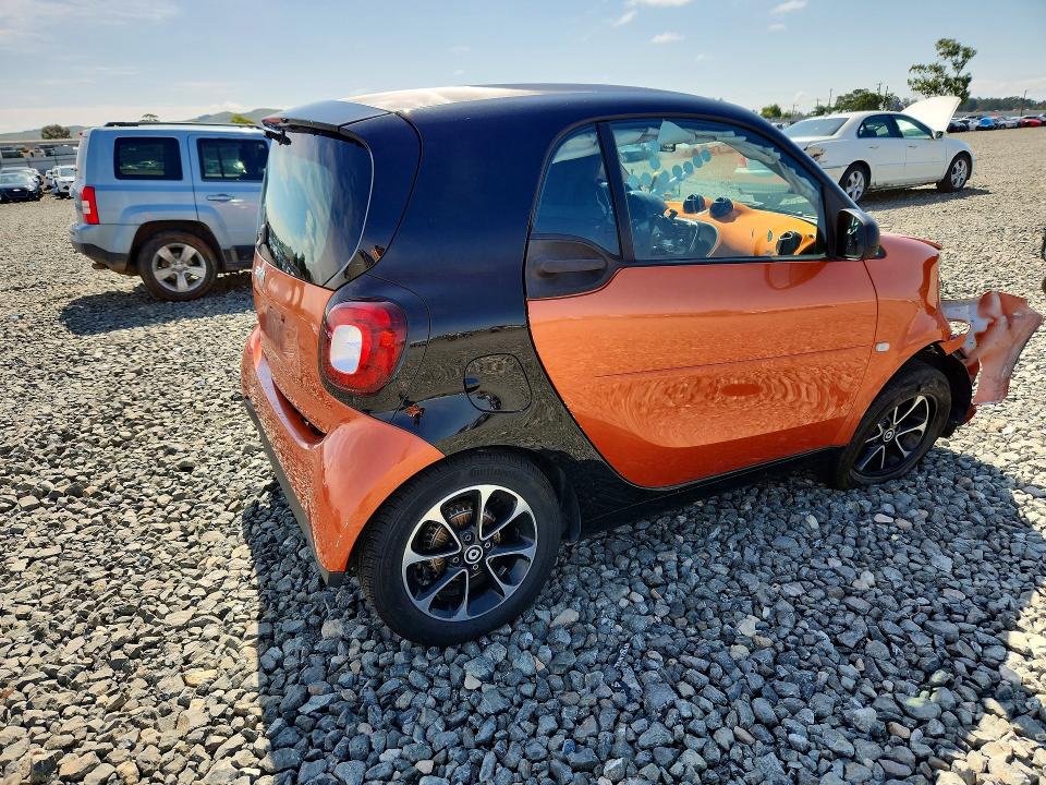 Aukcja sprzedaży 2016 Smart Fortwo, vin: WMEFJ5DA7GK051762, numer aukcji: 52711716