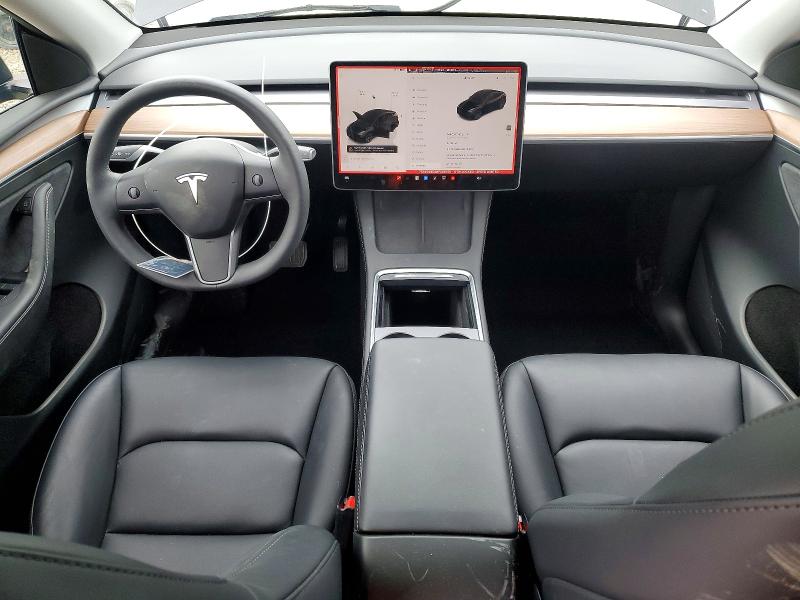 2025 Tesla Model Y მანქანა იყიდება აუქციონზე, vin: 7SAYGDED3SF306070, აუქციონის ნომერი: 52268646