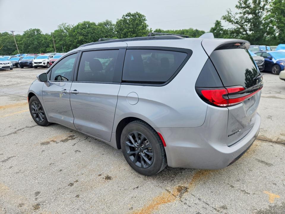 Продажа на аукционе авто 2021 Chrysler Pacifica, vin: 2C4RC1FG1MR572134, номер лота: 55599116