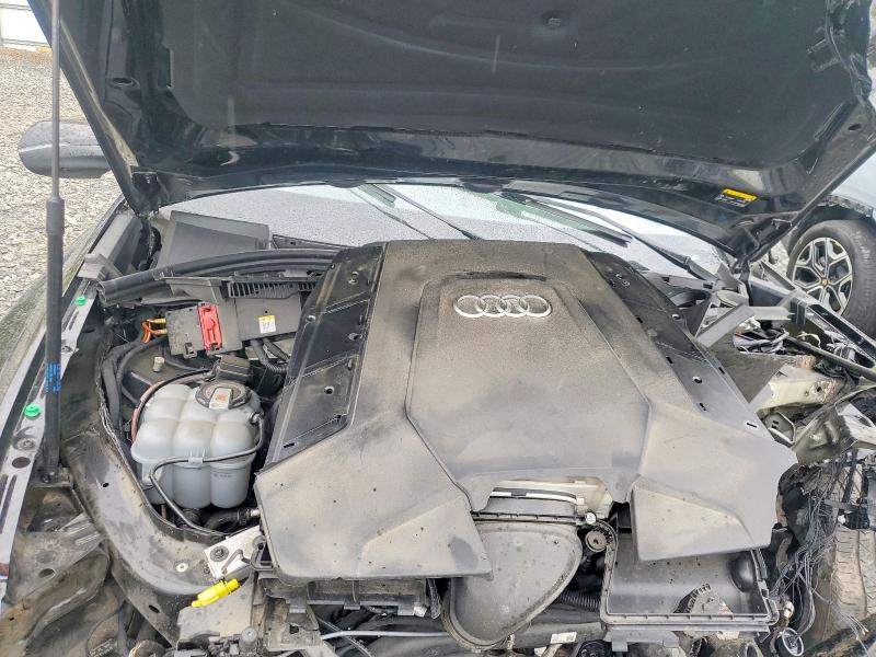 53018826 :رقم المزاد ، WA1EVAF14LD025620 vin ، 2020 Audi Q8 مزاد بيع