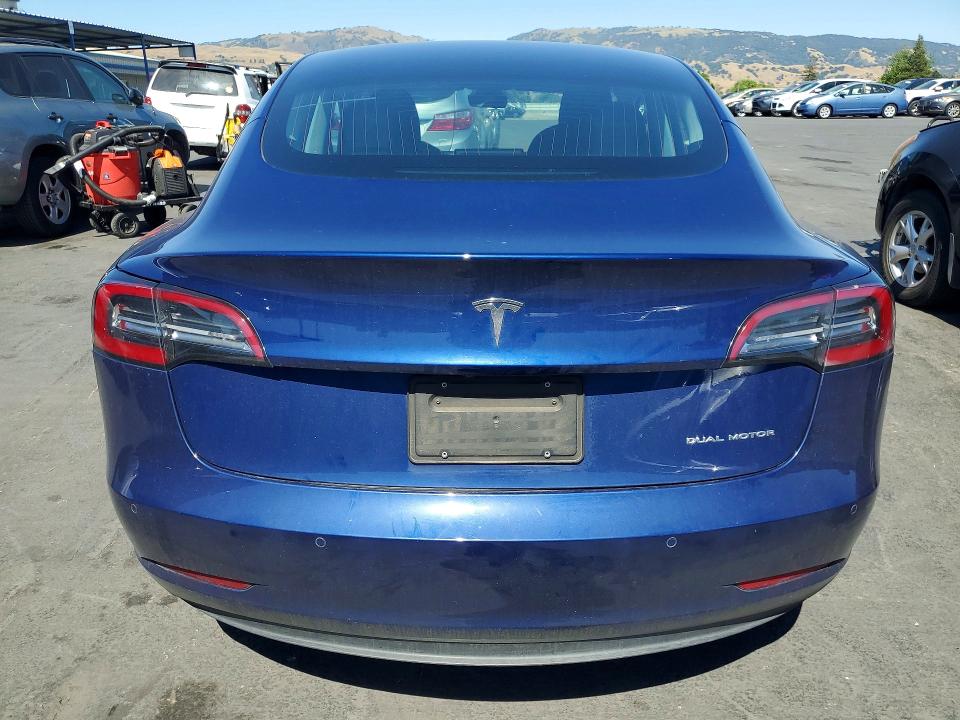 2019 Tesla Model 3 მანქანა იყიდება აუქციონზე, vin: 5YJ3E1EB1KF497255, აუქციონის ნომერი: 54201576