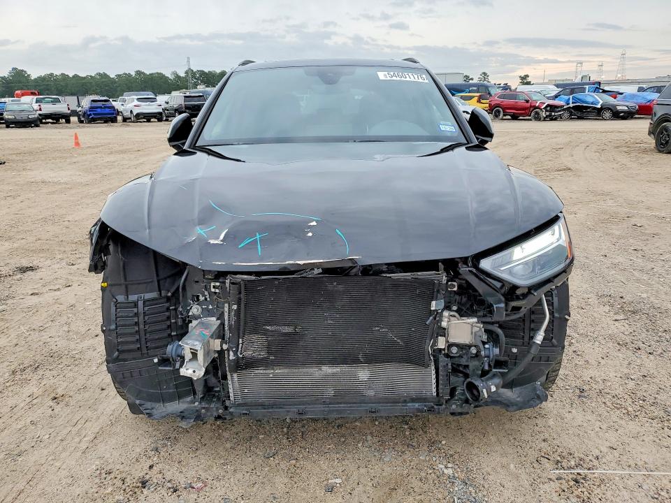 54601176 :رقم المزاد ، WA1GAAFY6S2021905 vin ، 2025 Audi Q5 مزاد بيع