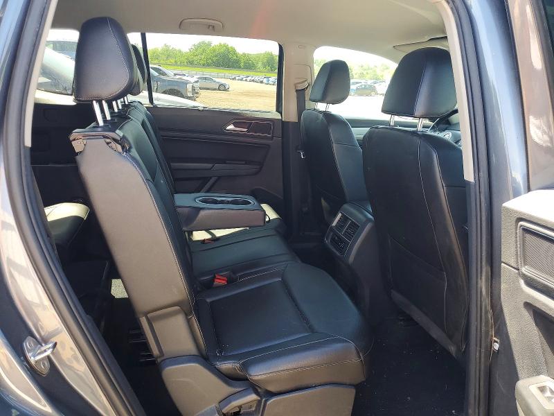 Продажа на аукционе авто 2018 Volkswagen Atlas, vin: 1V2KR2CA8JC570681, номер лота: 54779576