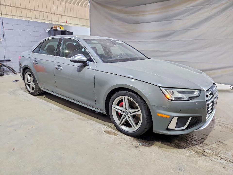 53785496 :رقم المزاد ، WAUB4AF49KA003731 vin ، 2019 Audi S4 مزاد بيع