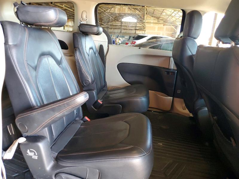 53332406 :رقم المزاد ، 2C4RC1BG9LR275584 vin ، 2020 Chrysler Pacifica مزاد بيع