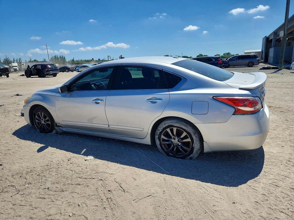 52899446 :رقم المزاد ، 1N4AL3AP5FC458543 vin ، 2015 Nissan Altima مزاد بيع