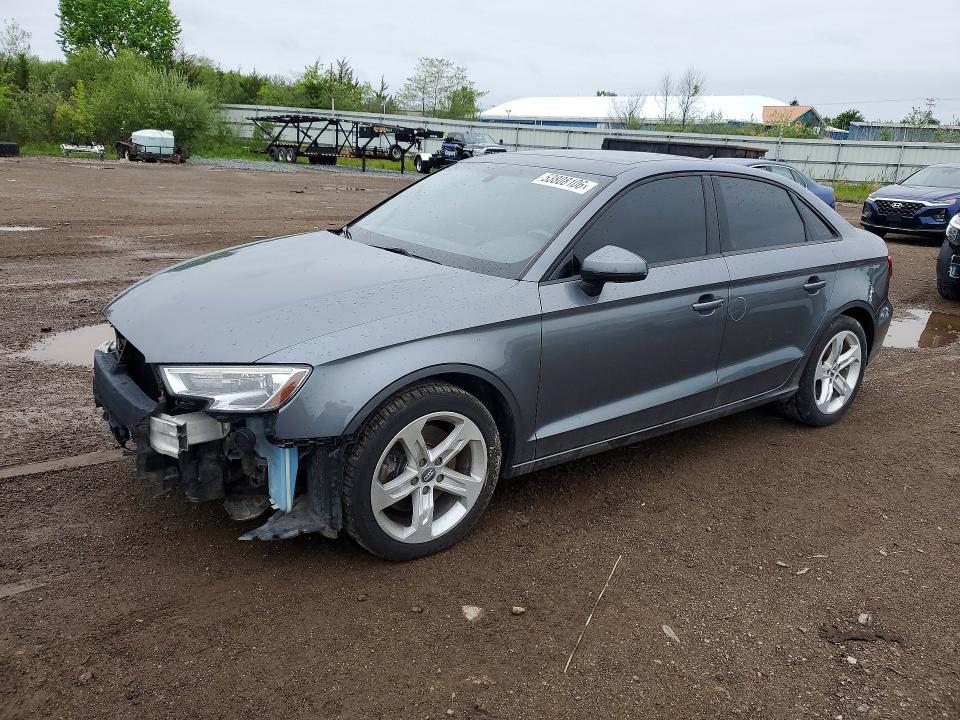 Продаж на аукціоні авто 2018 Audi A3, vin: WAUAUGFFXJ1024232, номер лоту: 53808106