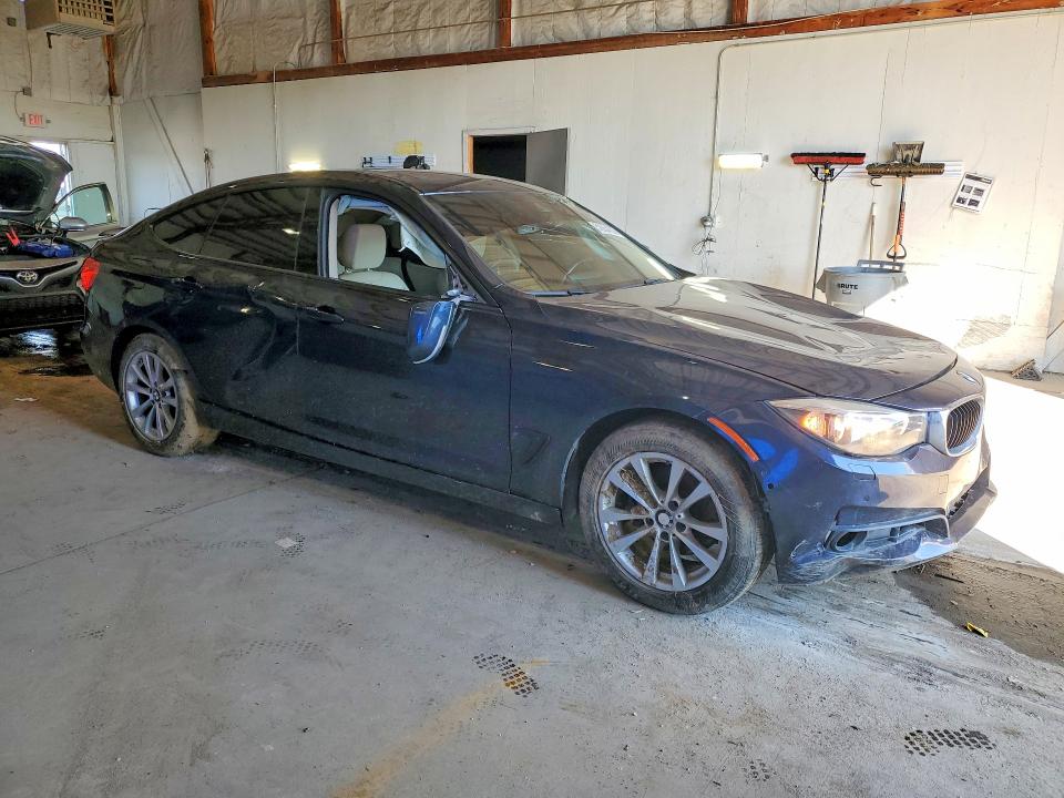 52654206 :رقم المزاد ، WBA3X5C51FD561531 vin ، 2015 Bmw 328 مزاد بيع