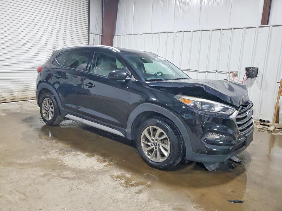 54835576 :رقم المزاد ، KM8J3CA46JU633817 vin ، 2018 Hyundai Tucson مزاد بيع