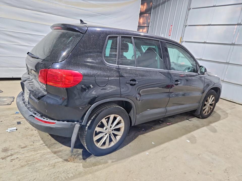 54054646 :رقم المزاد ، WVGBV3AXXEW551740 vin ، 2014 Volkswagen Tiguan مزاد بيع