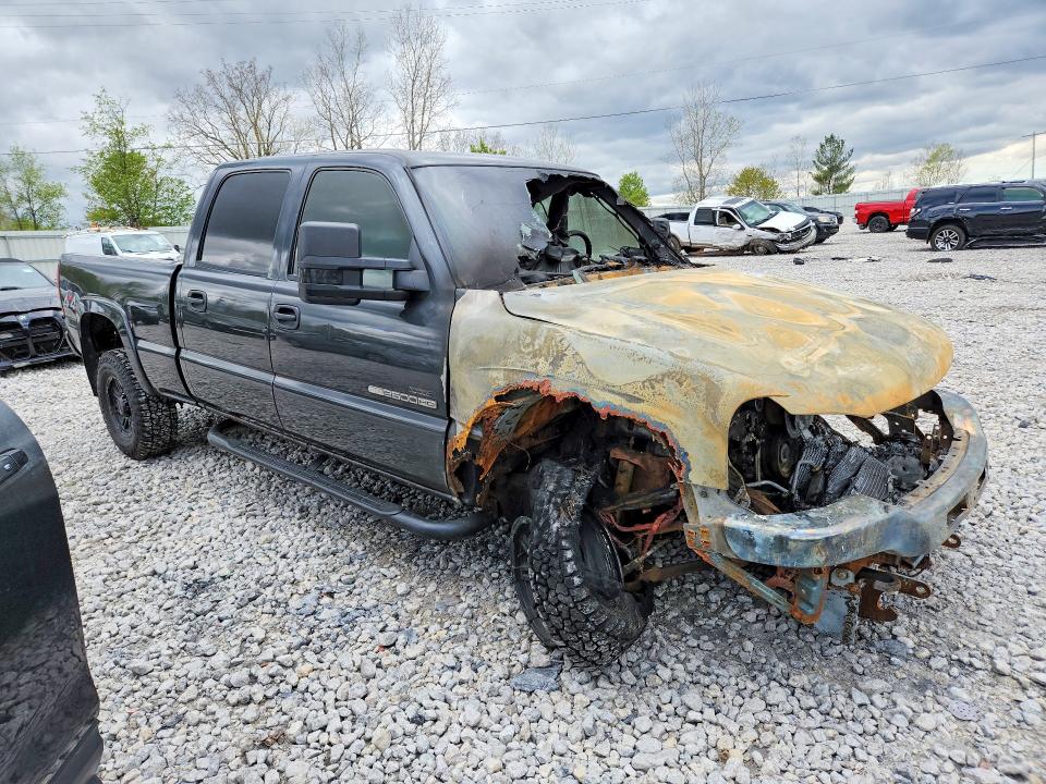 51762706 :رقم المزاد ، 1GTHK23144F135191 vin ، 2004 Gmc Sierra مزاد بيع