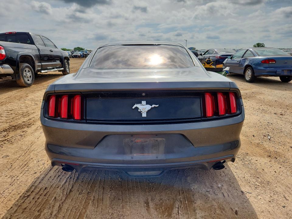 51169726 :رقم المزاد ، 1FA6P8AM7H5272054 vin ، 2017 Ford Mustang مزاد بيع