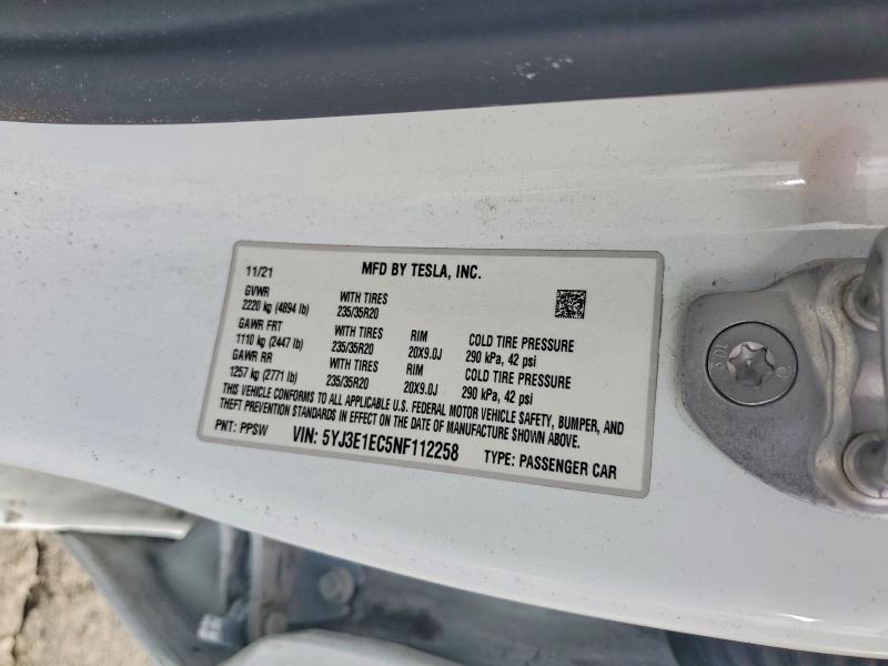 2022 Tesla Model 3 მანქანა იყიდება აუქციონზე, vin: 5YJ3E1EC5NF112258, აუქციონის ნომერი: 55297296
