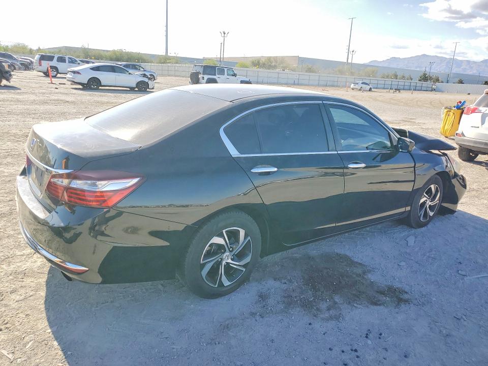 2017 Honda Accord მანქანა იყიდება აუქციონზე, vin: 1HGCR2F35HA130492, აუქციონის ნომერი: 52603396