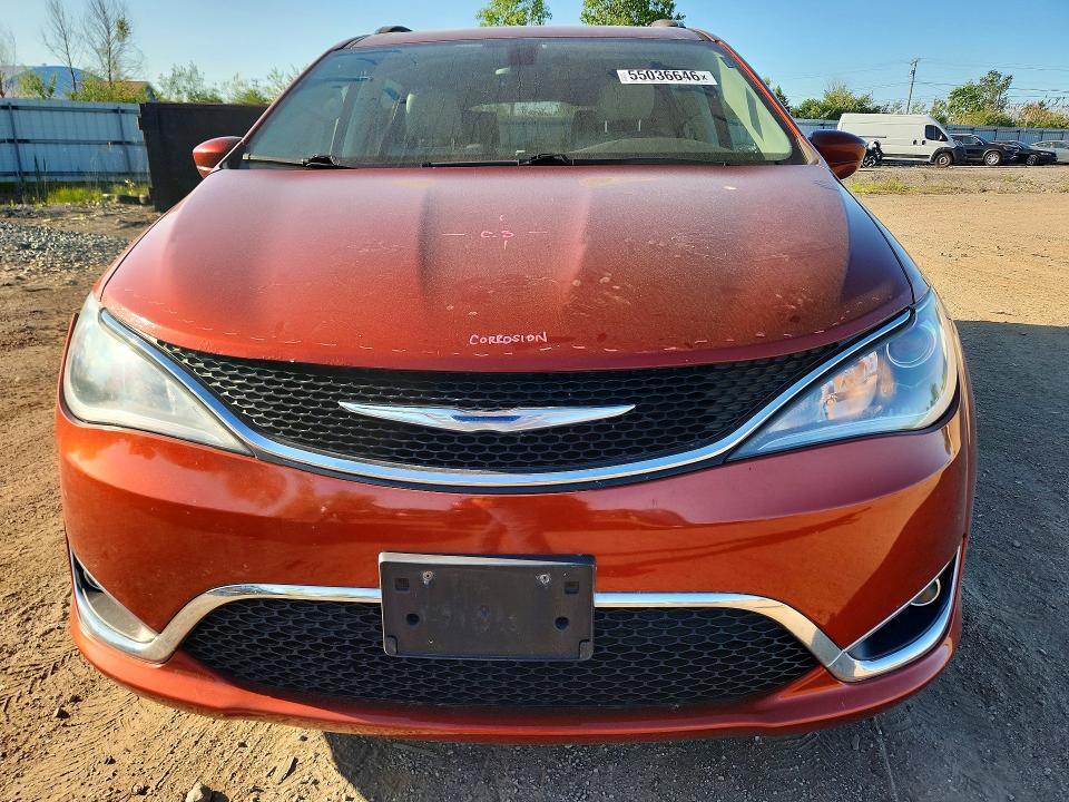 55036646 :رقم المزاد ، 2C4RC1EG9JR172299 vin ، 2018 Chrysler Pacifica مزاد بيع