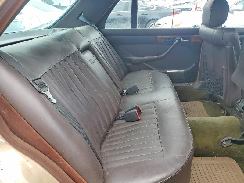 Продаж на аукціоні авто 1983 Mercedes-benz 380, vin: WDBCA33A7DB044151, номер лоту: 52825976