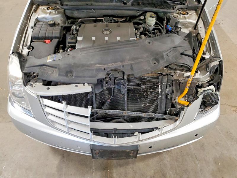54252876 :رقم المزاد ، 1G6KH5E65BU110732 vin ، 2011 Cadillac Dts مزاد بيع