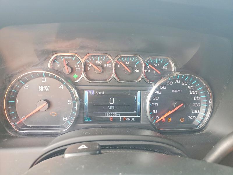 Продаж на аукціоні авто 2018 Chevrolet Suburban, vin: 1GNSCHKC6JR179235, номер лоту: 53203136