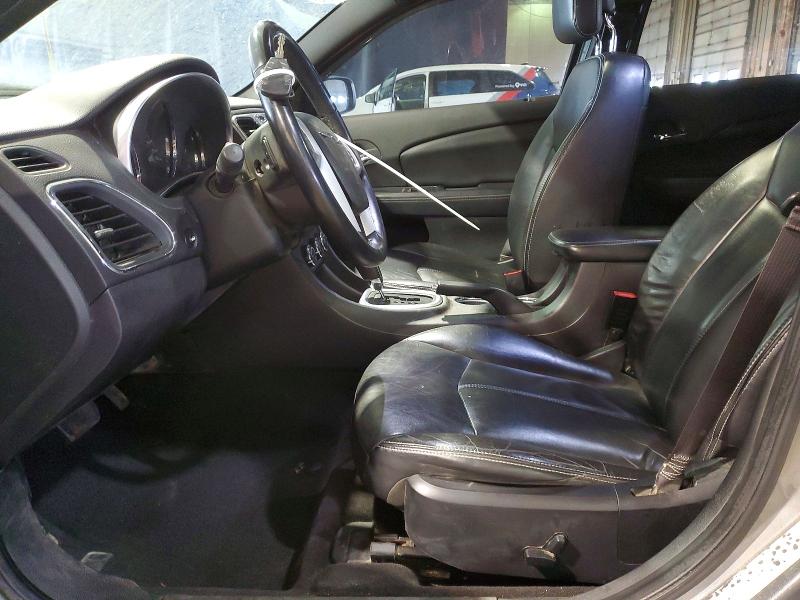 2011 Chrysler 200 მანქანა იყიდება აუქციონზე, vin: 1C3BC2FG1BN603596, აუქციონის ნომერი: 53254376