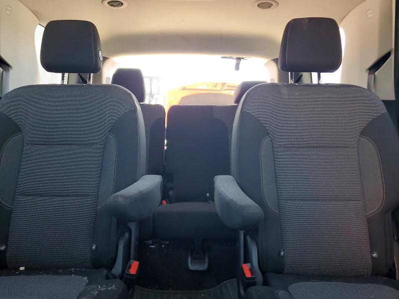 Продажа на аукционе авто 2018 Chevrolet Traverse, vin: 1GNEVGKW9JJ180261, номер лота: 53993116
