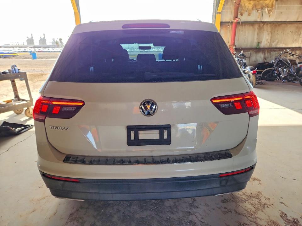 53449446 :رقم المزاد ، 3VV1B7AX5KM051854 vin ، 2019 Volkswagen Tiguan مزاد بيع