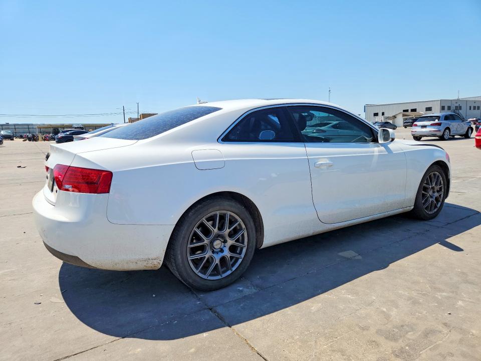 2014 Audi A5 მანქანა იყიდება აუქციონზე, vin: WAUCFAFR7EA038041, აუქციონის ნომერი: 53128466