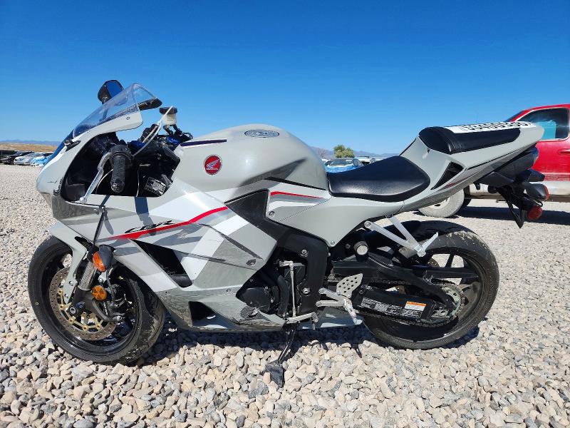 2026 Honda Cbr600 მანქანა იყიდება აუქციონზე, vin: JH2PC40H5TK301463, აუქციონის ნომერი: 53400936