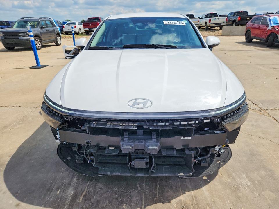 2025 Hyundai Sonata Hybrid მანქანა იყიდება აუქციონზე, vin: KMHL34JJ0SA127472, აუქციონის ნომერი: 53052186