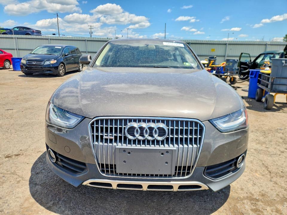 Продаж на аукціоні авто 2015 Audi A4 Allroad, vin: WA1UFAFL8FA026575, номер лоту: 54971956